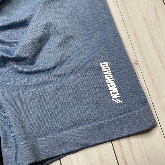 Doyoueven Scrunch Seamless Shorts - Slate Blue - S - Picture 5 of 10